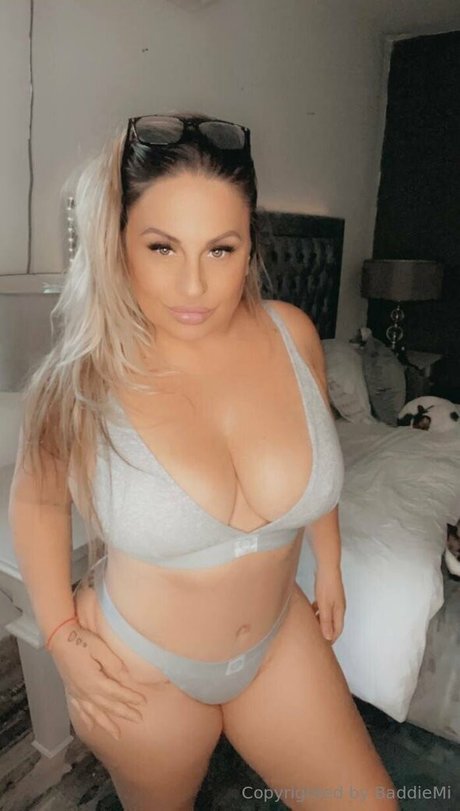 Nagie wyciekłe zdjęcie OnlyFans od Baddiemi