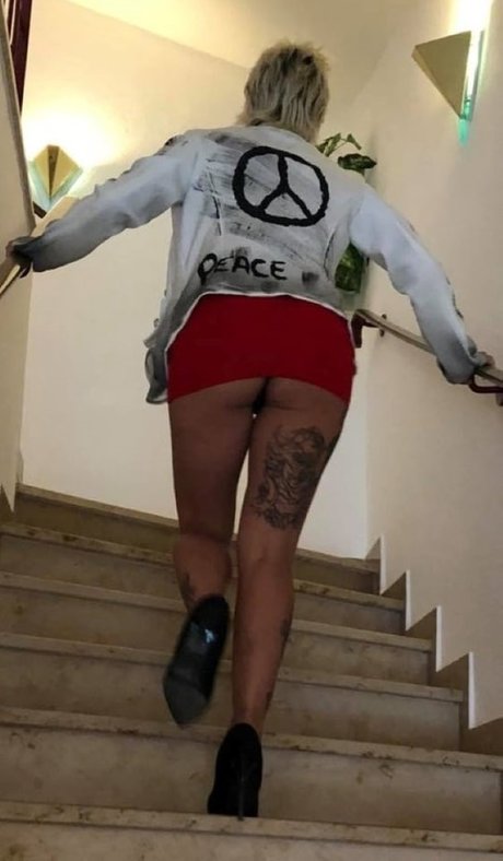 Nagie wyciekłe zdjęcie OnlyFans od Ginger Costello
