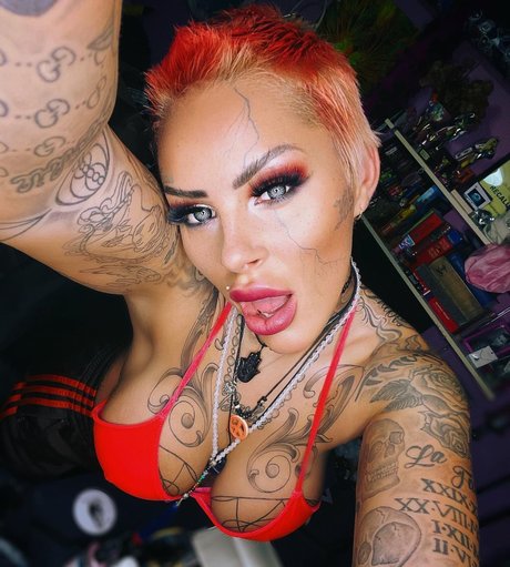 Nagie wyciekłe zdjęcie OnlyFans od Leoni Baltz