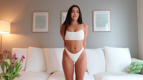 Nagie wyciekłe zdjęcie OnlyFans od Alina Benun