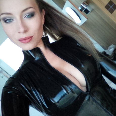 Nagie wyciekłe zdjęcie OnlyFans od Kay Morgan