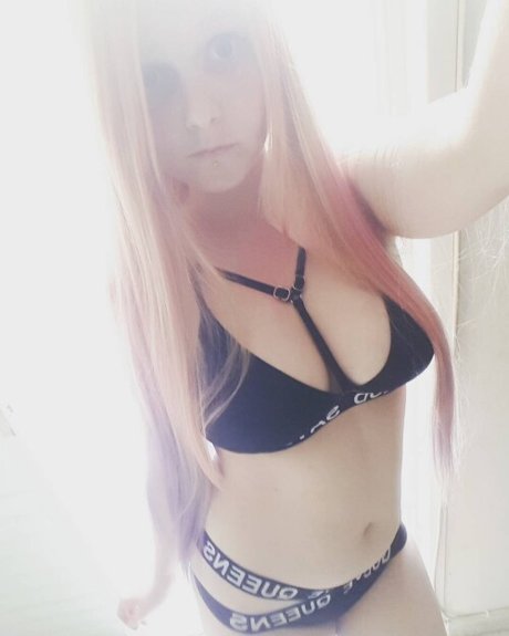 Nagie wyciekłe zdjęcie OnlyFans od Invaderdd Dee Mente