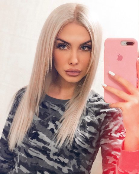 Nagie wyciekłe zdjęcie OnlyFans od Iva Kivock