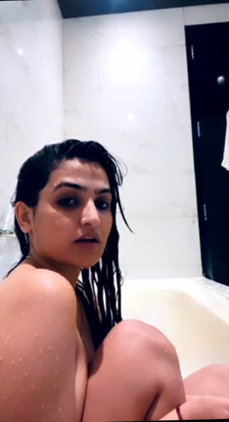 Nagie wyciekłe zdjęcie OnlyFans od Sassy Poonam