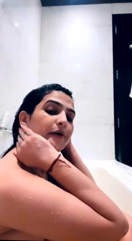 Nagie wyciekłe zdjęcie OnlyFans od Sassy Poonam