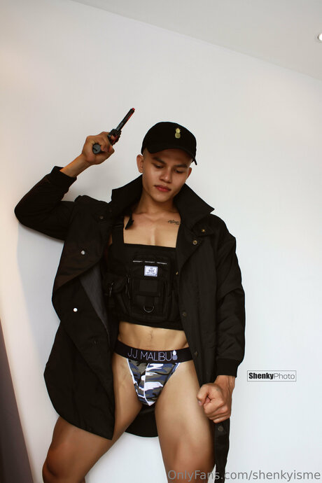 Nagie wyciekłe zdjęcie OnlyFans od Shenkyisme