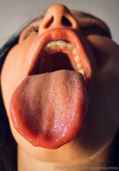 Nagie wyciekłe zdjęcie OnlyFans od Honeymoontea