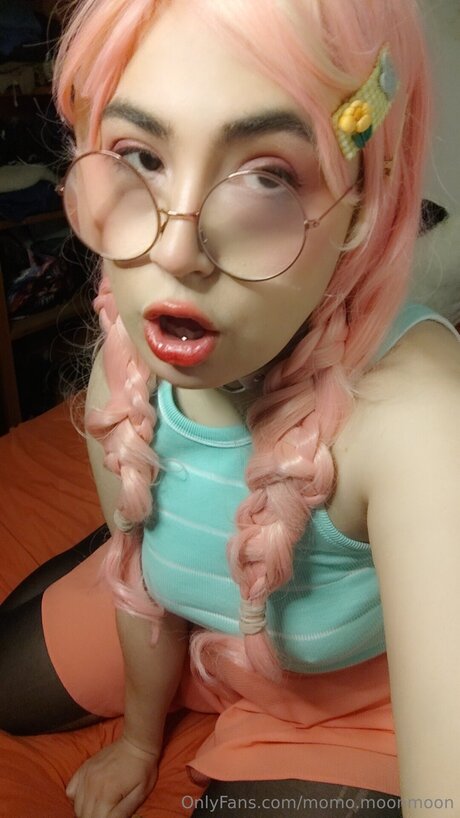 Nagie wyciekłe zdjęcie OnlyFans od Momo Moonmoon