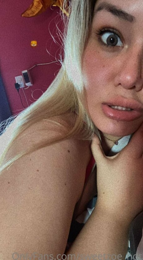 Nagie wyciekłe zdjęcie OnlyFans od Sweetzoehot