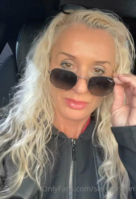 Nagie wyciekłe zdjęcie OnlyFans od Sexyserbian
