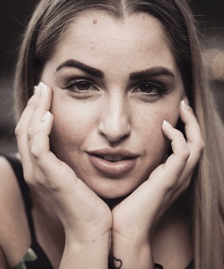 Nagie wyciekłe zdjęcie OnlyFans od Nicole Andrievich