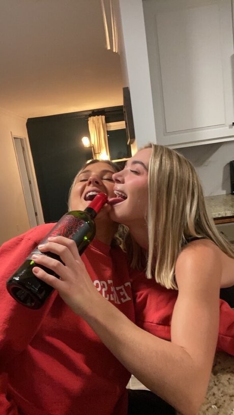 Nagie wyciekłe zdjęcie OnlyFans od Natalie Decker