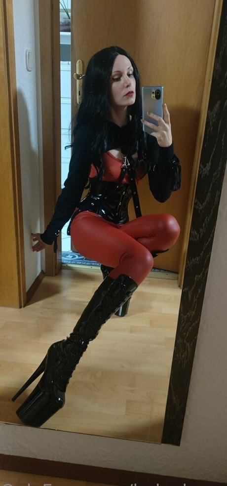 Nagie wyciekłe zdjęcie OnlyFans od Ladyelvendoll