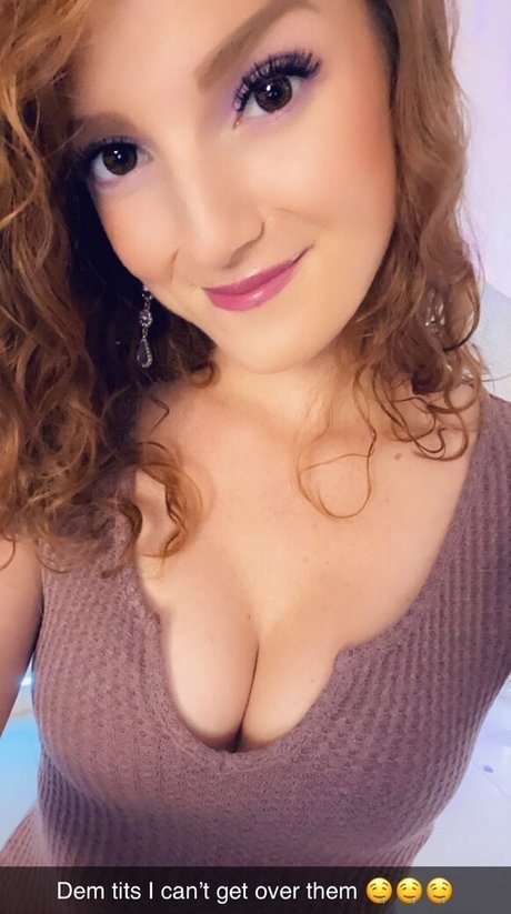 Nagie wyciekłe zdjęcie OnlyFans od Gingermfc