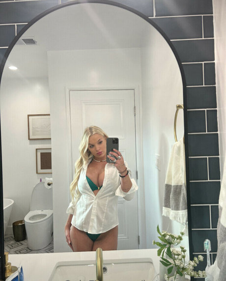 Nagie wyciekłe zdjęcie OnlyFans od Katerinacarney