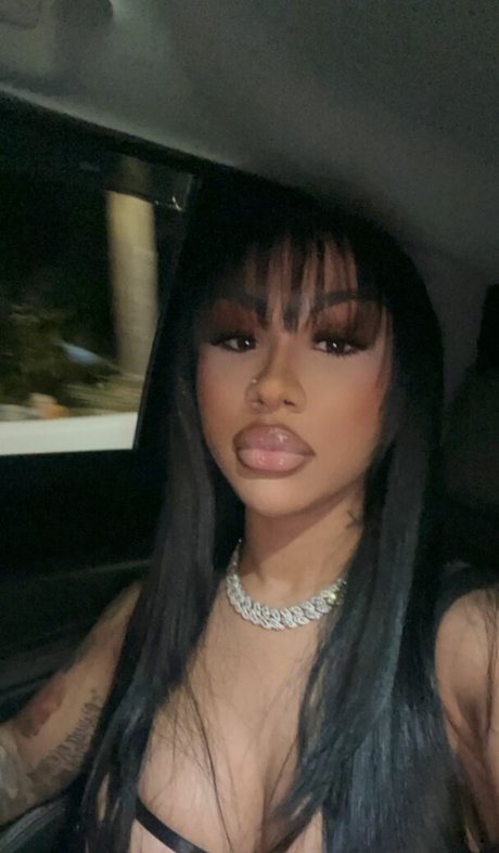Nagie wyciekłe zdjęcie OnlyFans od Ari Fletcher