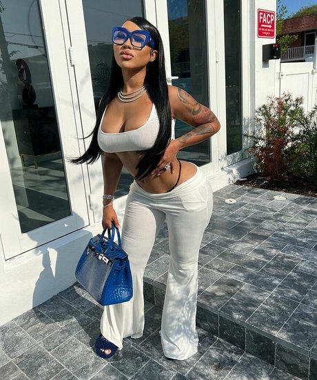 Nagie wyciekłe zdjęcie OnlyFans od Ari Fletcher
