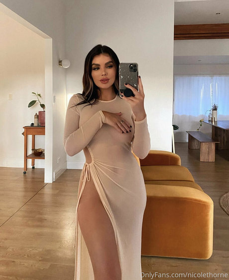 Nagie wyciekłe zdjęcie OnlyFans od Nicolethorne