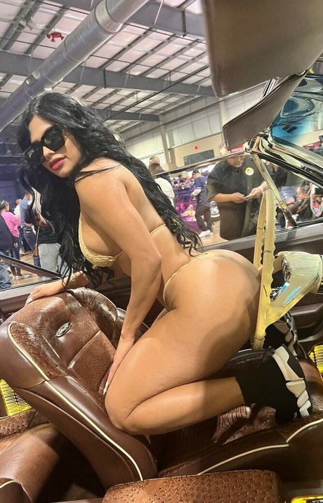 Nagie wyciekłe zdjęcie OnlyFans od Azleal