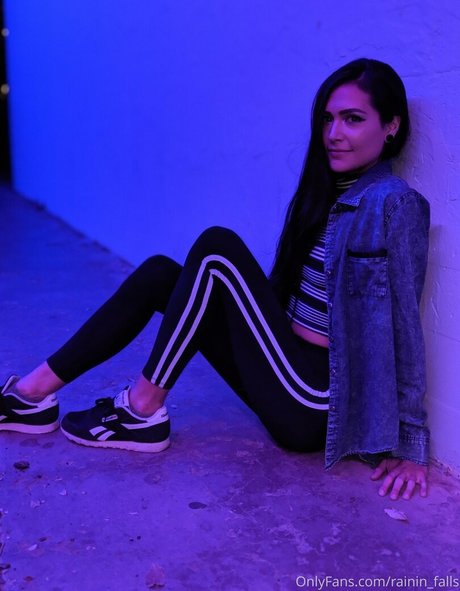 Nagie wyciekłe zdjęcie OnlyFans od Raininfalls