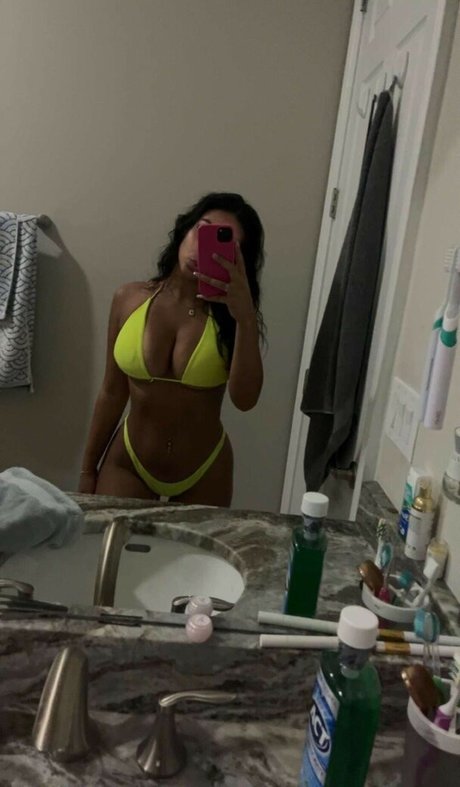 Nagie wyciekłe zdjęcie OnlyFans od Emma Petisco