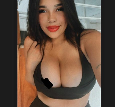 Nagie wyciekłe zdjęcie OnlyFans od Keereen