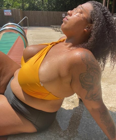 Nagie wyciekłe zdjęcie OnlyFans od Weightoffash