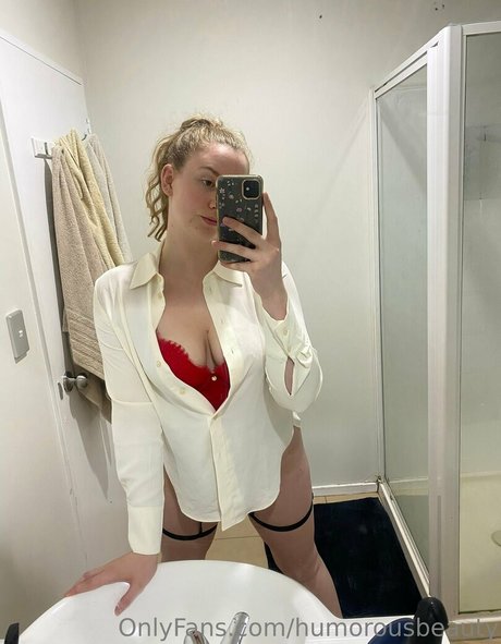 Nagie wyciekłe zdjęcie OnlyFans od Humorousbeauty