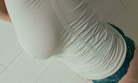Nagie wyciekłe zdjęcie OnlyFans od Yourhotwifefree
