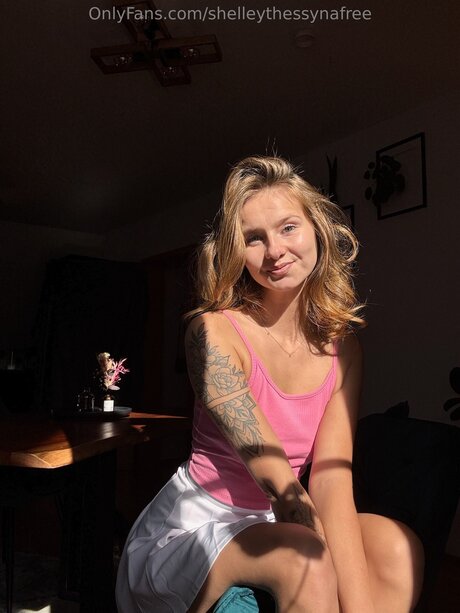 Nagie wyciekłe zdjęcie OnlyFans od Shelleythessynafree