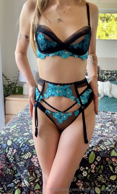 Nagie wyciekłe zdjęcie OnlyFans od Belle Diamondvip