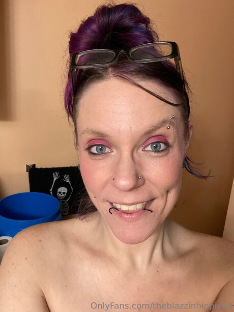 Nagie wyciekłe zdjęcie OnlyFans od Theblazzinhippie69