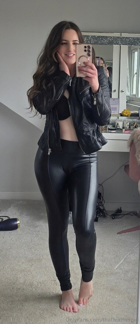 Thatleathergirl
