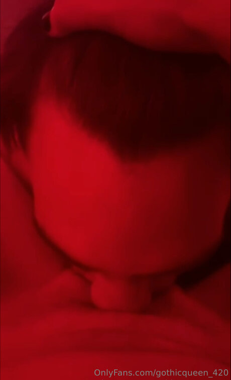 Nagie wyciekłe zdjęcie OnlyFans od Gothicqueen 420