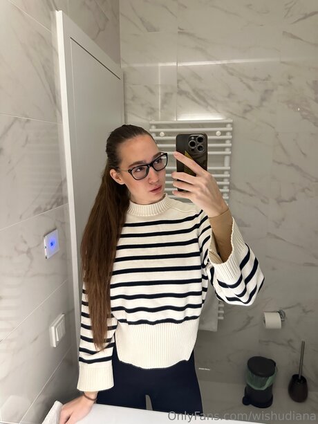 Nagie wyciekłe zdjęcie OnlyFans od Wishudiana