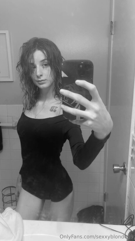 Sexxyblonde69