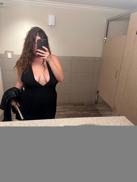 Nagie wyciekłe zdjęcie OnlyFans od Peatykittykiss