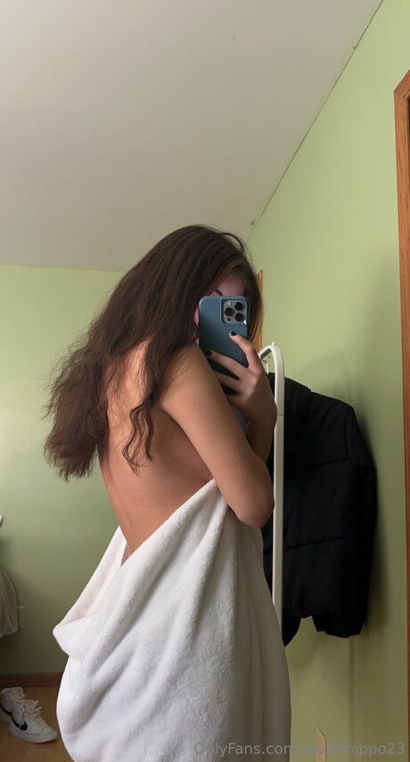 Nagie wyciekłe zdjęcie OnlyFans od Dumbhippo23