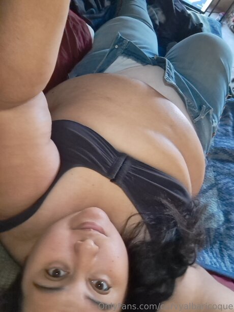 Curvyalbaricoque