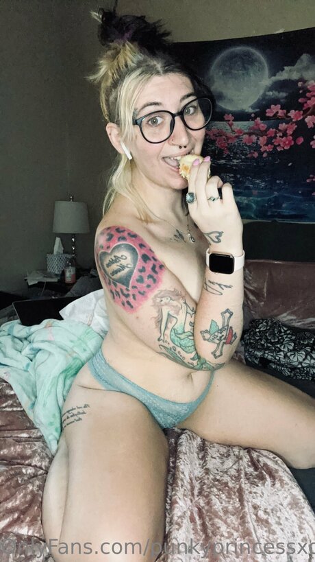 Punkyprincessxofree