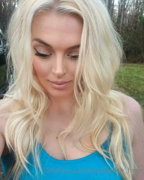 Nagie wyciekłe zdjęcie OnlyFans od Kissablekink Freee