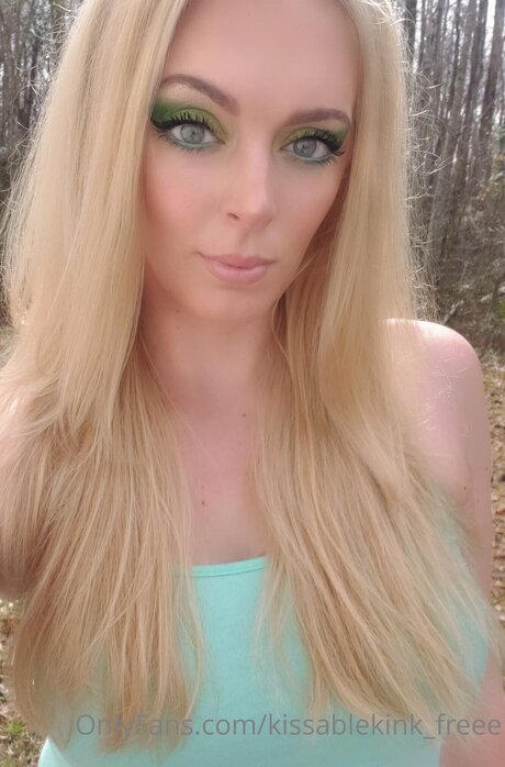 Nagie wyciekłe zdjęcie OnlyFans od Kissablekink Freee