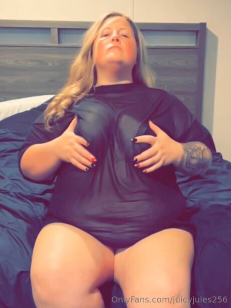 Juicyjules256