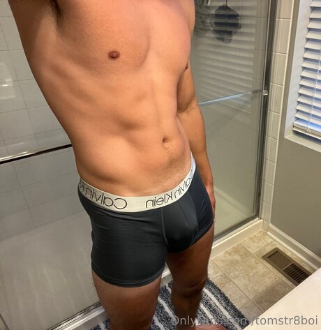 Nagie wyciekłe zdjęcie OnlyFans od Tomstr8boi