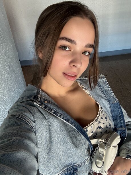 Mia Rose Oftv