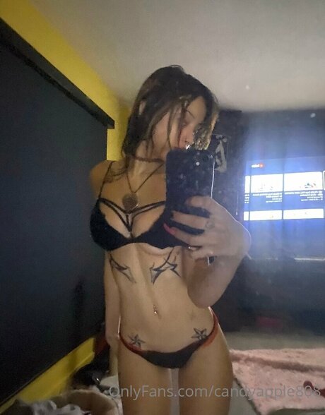 Nagie wyciekłe zdjęcie OnlyFans od Candyapple808