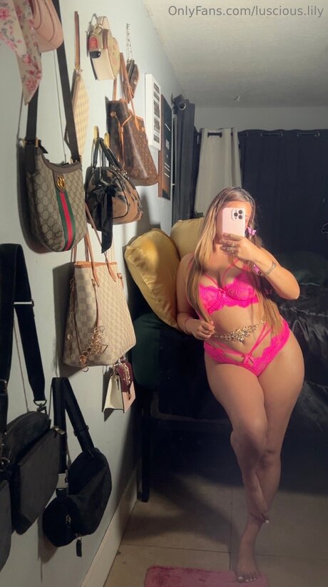 Nagie wyciekłe zdjęcie OnlyFans od Luscious Lily