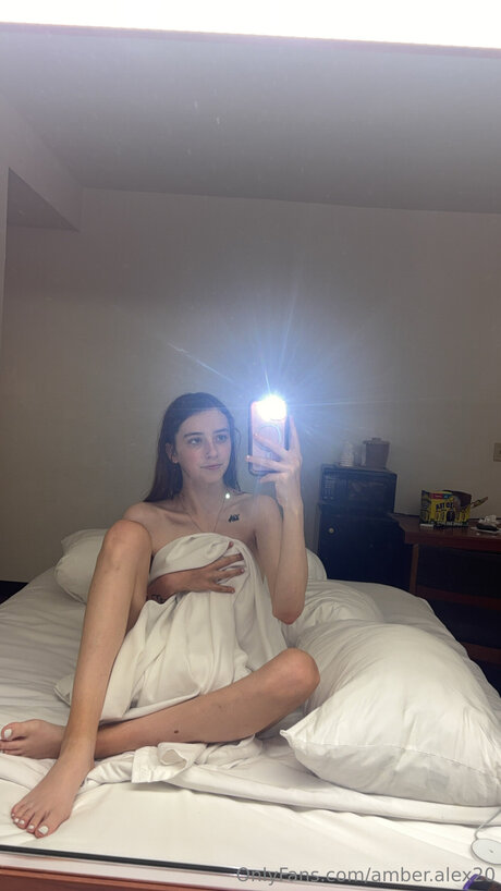 Nagie wyciekłe zdjęcie OnlyFans od Amberralexx