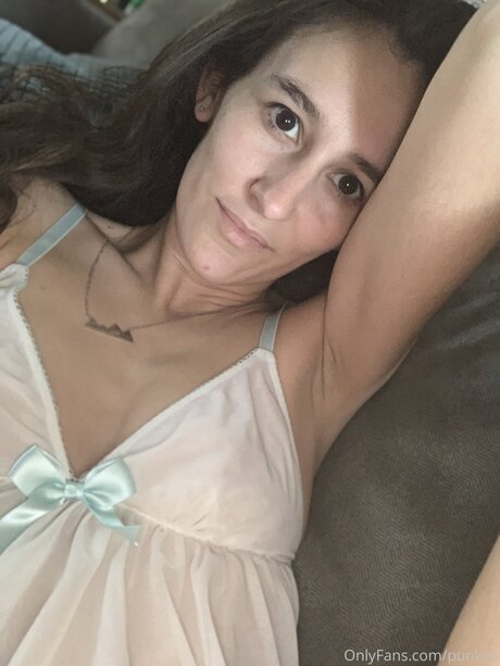 Nagie wyciekłe zdjęcie OnlyFans od Punkyb