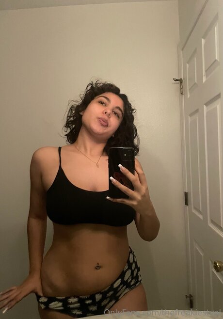 Nagie wyciekłe zdjęcie OnlyFans od Thefreakiestval